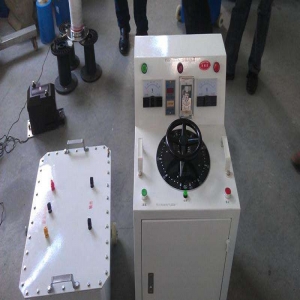 試驗三倍頻變壓器裝置-揚州達瑞有限公司